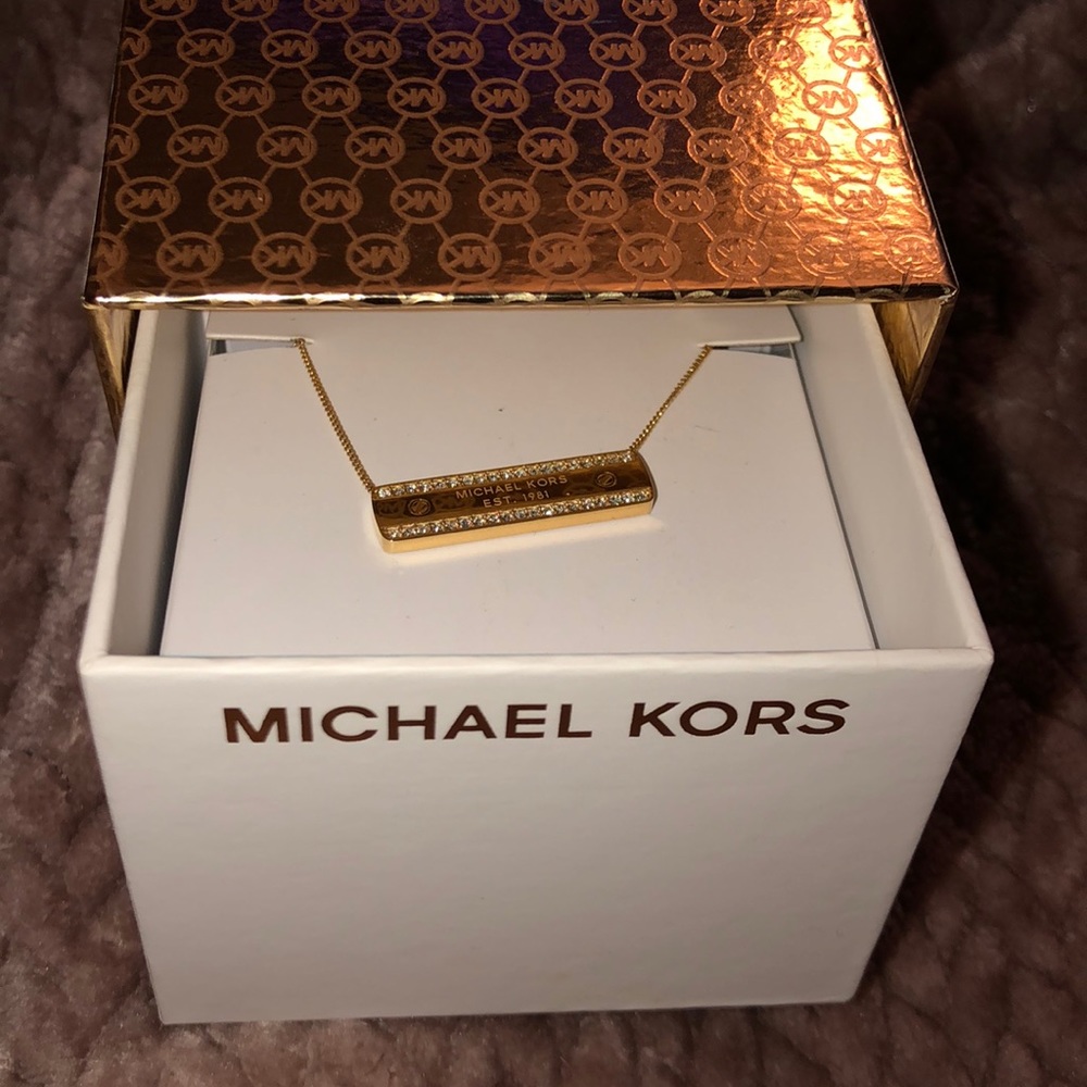 Michael kors necklace NEW
